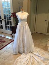 Mori Lee Size 4 -Women Bridal Gown & Train White Hand Beaded