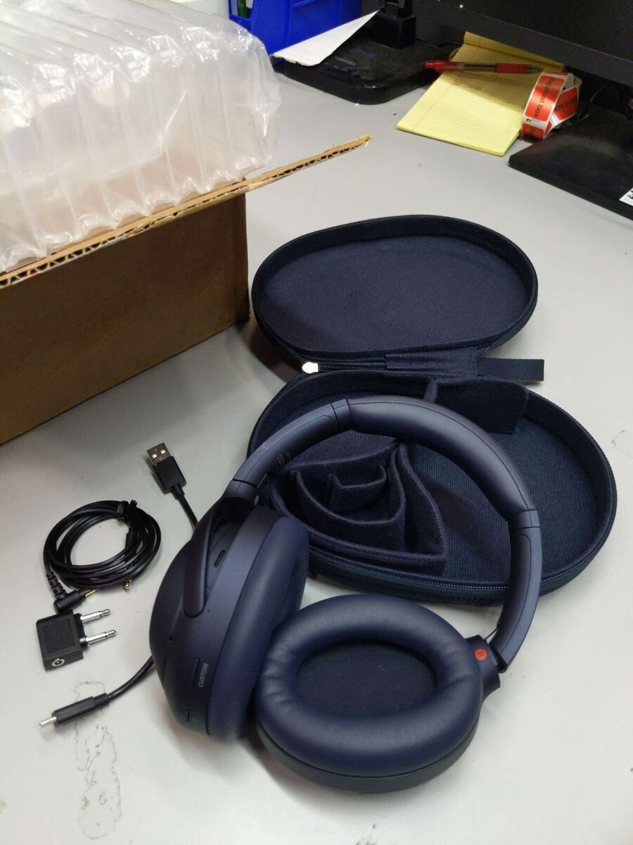 Sony WH-1000XM4 Wireless Noise-Canceling Headphones - Midnight Blue