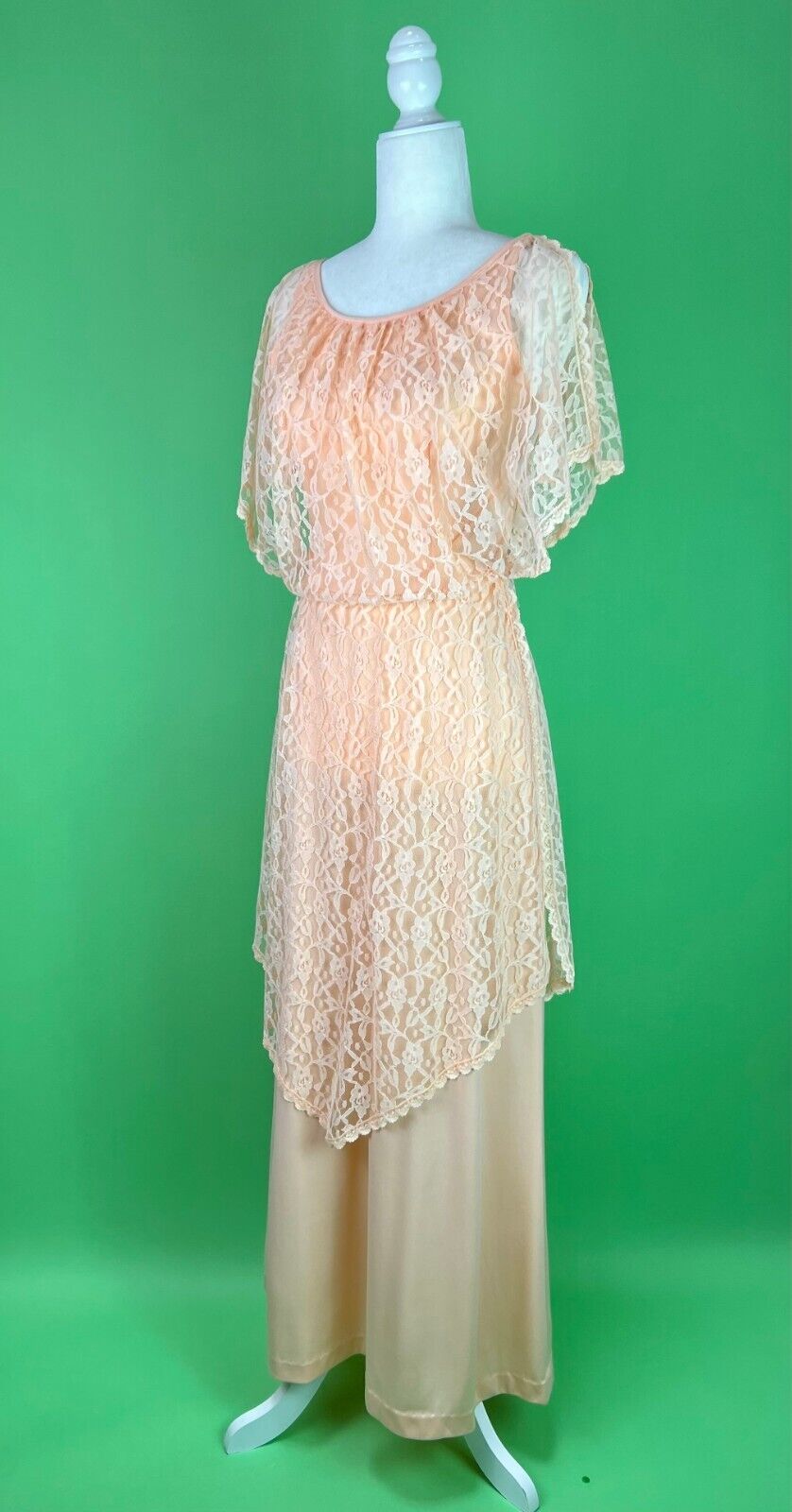 Vintage 70s Peach Lace Goddess Dress with Split S… - image 8