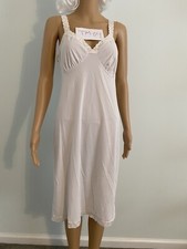 Vintage Cabernet Fitted Slip Size 34 26   Lace Trim White/ Cream