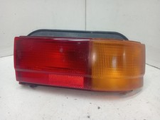 Feu arrière Nissan PRAIRIE