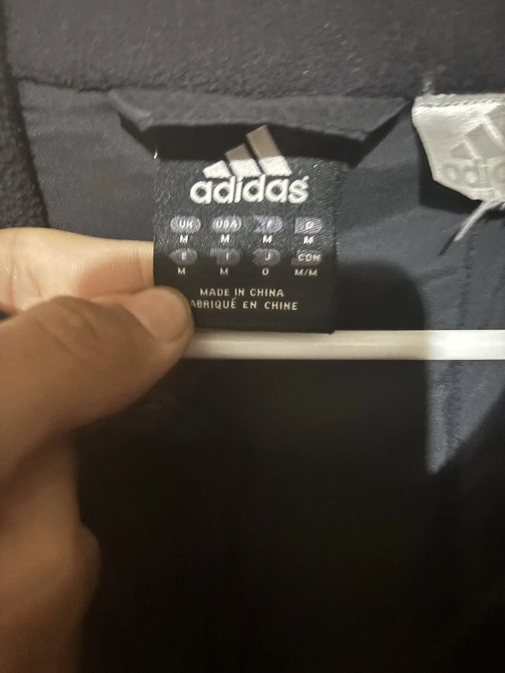 Abrigo de banco acolchado vintage Liverpool Adidas 2007-08 talla M excelente negro Foto 4 de 4