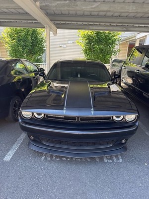 2016 Dodge Challenger SXT plus