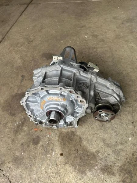 2005-2012 Nissan Pathfinder Transfer Case Assembly OEM - Image 2 of 4