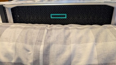 HPE J2000 (R4T20A) DUAL IOM 2X100GBE NVME-OF U.2 JBOF CHASSIS 