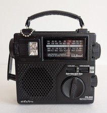 Eton LL Bean FR-200 Emergency Radio Hand Crank AM/FM/SW1/SW2 Radio w/Flashlight