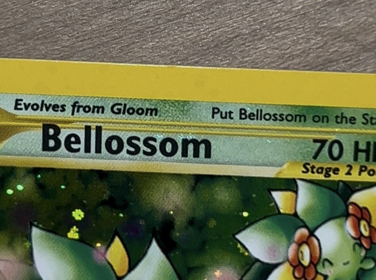 Pokémon TCG Bellossom 3/111 Neo Genesis Holo Rare (Swirl) + (Holo