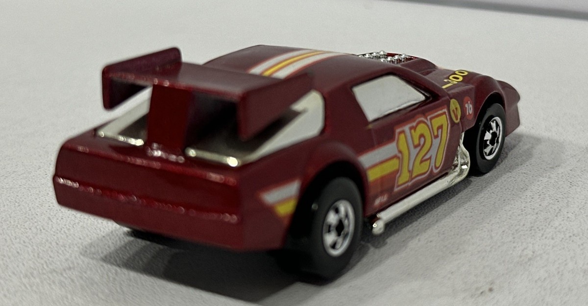Vintage 1985 Hot Wheels Diecast Flip Outs 127 Red Flipper Snapper