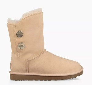 ugg classic short amberlight