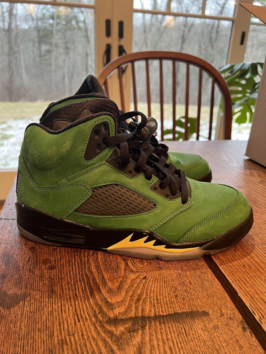 Olive green hotsell 8s jordans