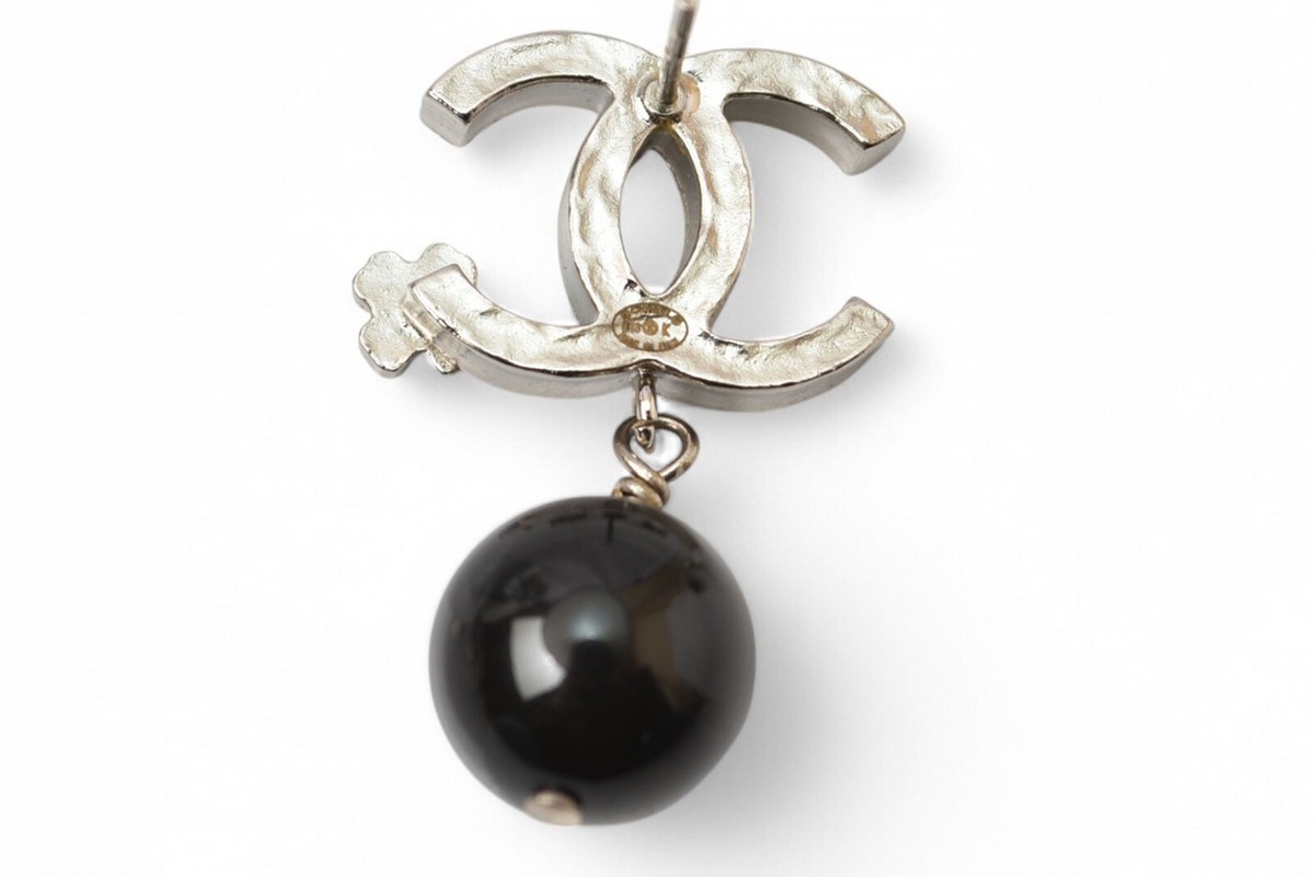 CHANEL クローバースィングボール CHANEL クローバースィングボール CHANEL Pierce CC Mark/Clover