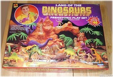 Land of The Dinosaurs, Prehistoric Playset with Cavemen Figures, Toy Street 1992