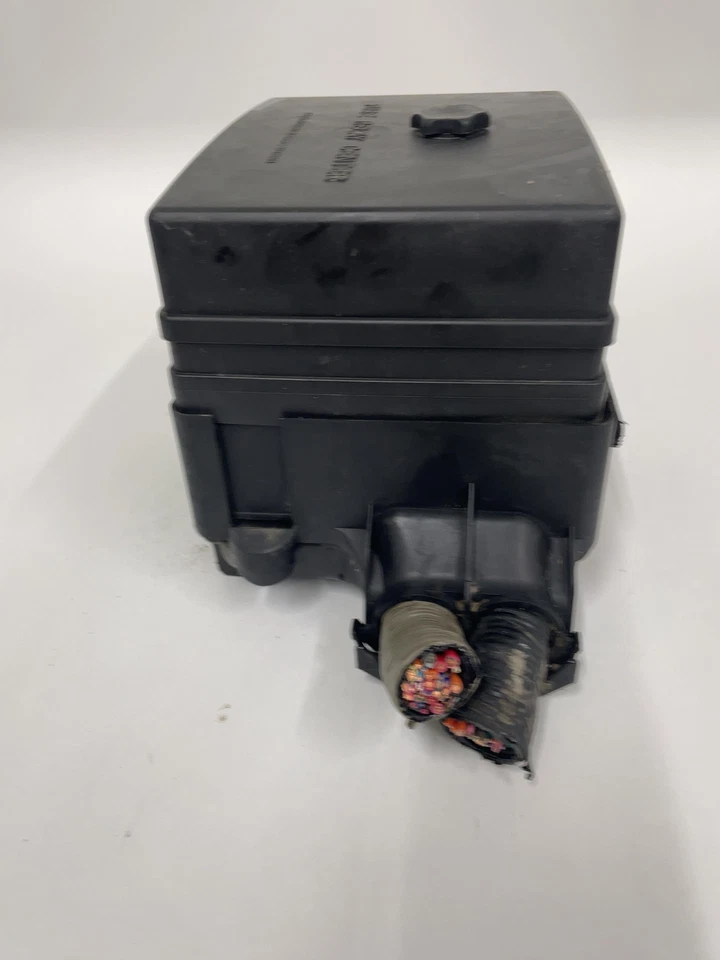 2000 Pontiac Grand Am Engine Fuse Box - Image 2 of 4