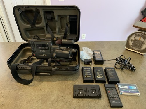 Canon E708 8mm Video Camera & Recorder Lot Of 10 W/Case Canovision 8 Not Tested
