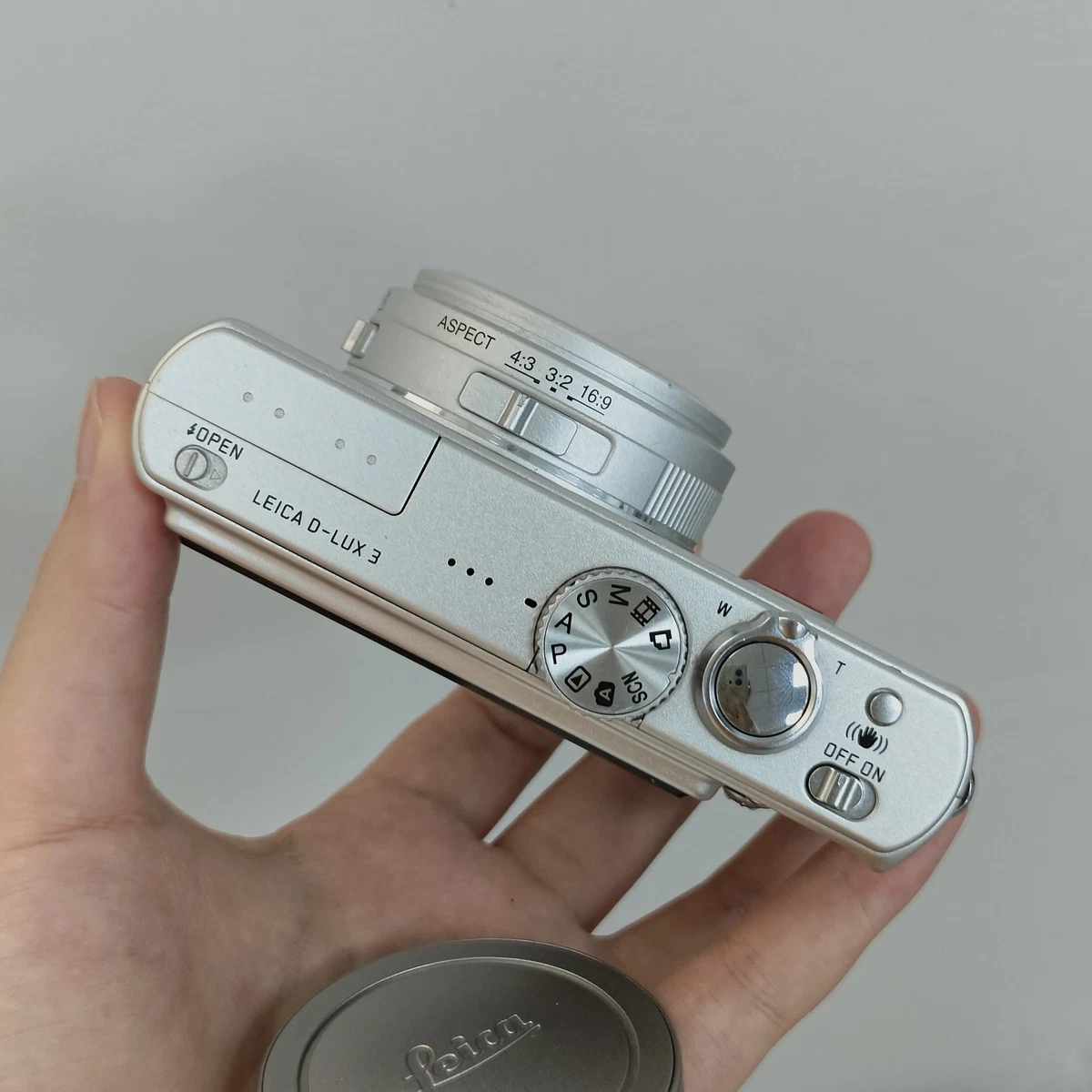 Leica D-LUX 3-9.9x Digital Cameras for Sale | Shop New & Used