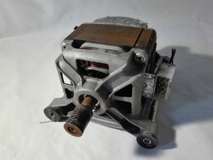 Demontiert mit Ariston AI 1248CTX, Ariston Waschmaschinenmotor MCA 52/64-148/AD