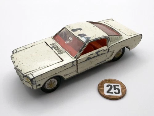 RARE VINTAGE DINKY TOYS # 161 FORD MUSTANG FASTBACK DIECAST MODEL CAR WHITE 1970