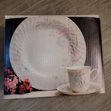 Juego de 20 piezas de porcelana fina de porcelana fina The Market Place hecho con más de 40 años