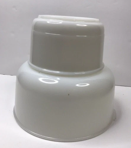 Sunbeam White Milk Glass Mixing Bowls Glassbake Vtg Set of 2 Nesting