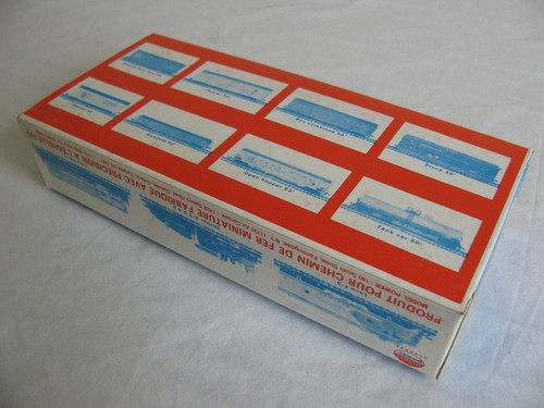 Model Power Trains HO Scale Santa Fe 40' Cattle Box Car #8011 EX - Picture 10 of 10