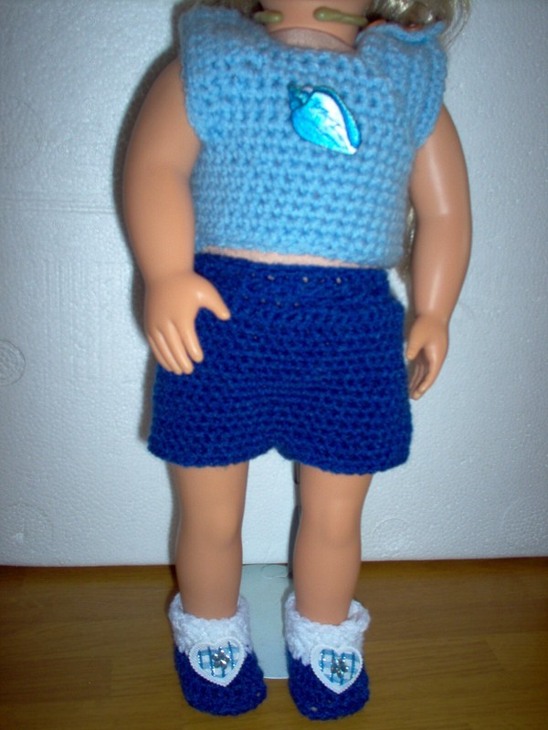 New,  crochet  doll  shorts, top, shoes.  fit AG  and other 18" dolls  #7