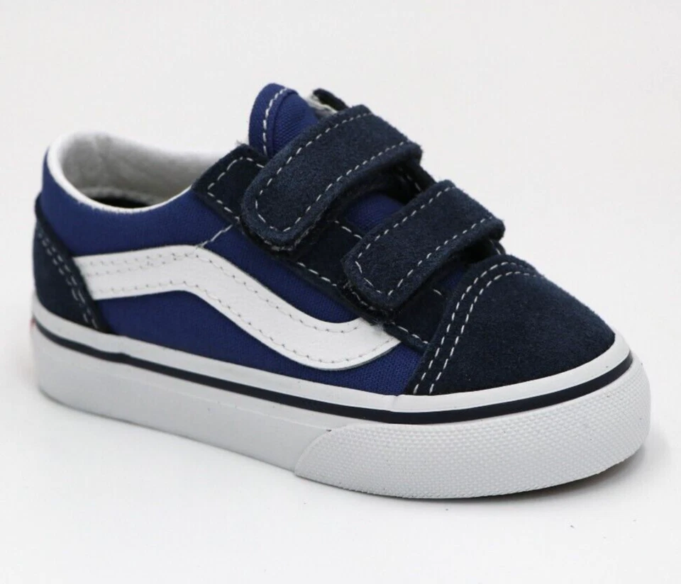 Zapatillas deportivas Vans Old Skool V para niños pequeños Foto 3 de 3