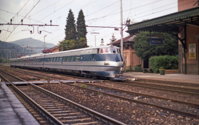 Lima Hochgeschwindigkeitszug FS ETR 401 _ 4 teilig _ Spur H0 (Gebraucht) in Uerikon für CHF 57