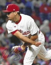 Signed  8x10 ORION KERKERING  Philadelphia Phillies Autographed photo - COA