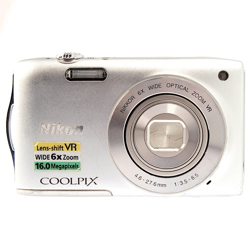 Nikon COOLPIX S3300 Digital Camera - 16.0MP / 6x / HD - Very Nikon COOLPIX S3300 Digital Camera - 16.0MP / 6x / HD - Very
