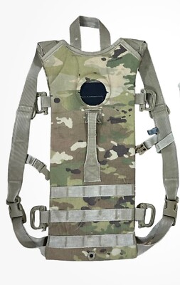 Authentic US Military Issue Hydration Carrier Pack MOLLE, Multicam