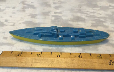 Vintage 1950 s Thomas Toy Plastic Battleship 5-1/2  Toy Ship