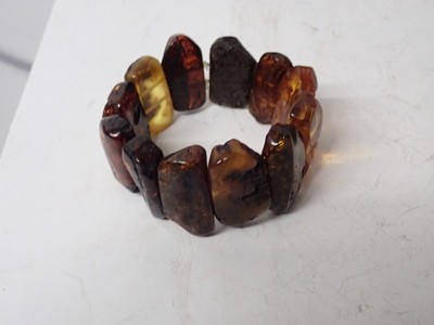 Tolles Bernstein Armband in schöner Erhaltung