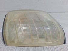 LINKE SEITENLEUCHTE / 67325 FÜR MERCEDES-BENZ 124 SEDAN W124 250 D 124.125 LINKE SEITENLEUCHTE / 67325 FÜR MERCEDES-BENZ 124 SEDAN W124 250 D 124.125