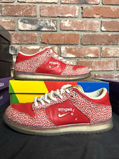 Size 11 - Nike SB Dunk Low Stingwater preowne...