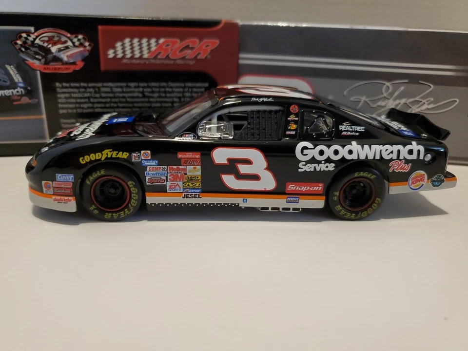 2000 Dale Earnhardt Sr #3 Goodwrench-Under The Lights-Daytona RCR Action 1:32 - Image 2 of 4