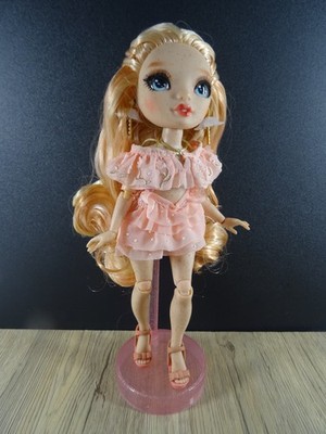 Rainbow High Fashion Doll Victoria Whitman Gelenkpuppe Puppenständer MGA (22051)