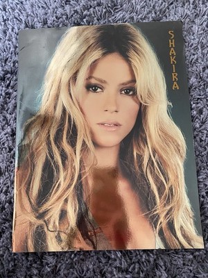 Shakira Tour Book