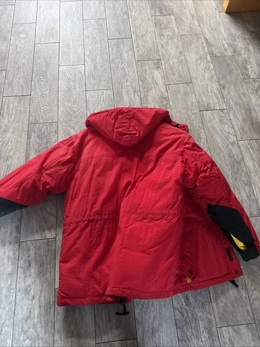 Marlboro Country Store Red Down Jacket Size XL Vintage Puffer Winter Coat image 4