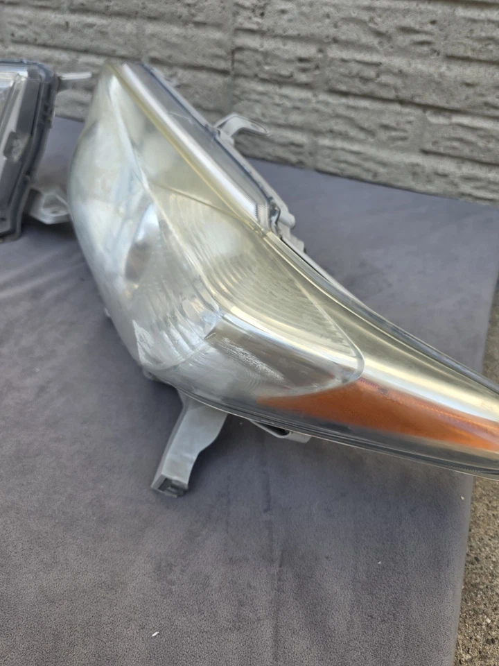 Faro lateral izquierdo y derecho Toyota Highlander 2011 2012 2013 OEM Foto 4 de 4