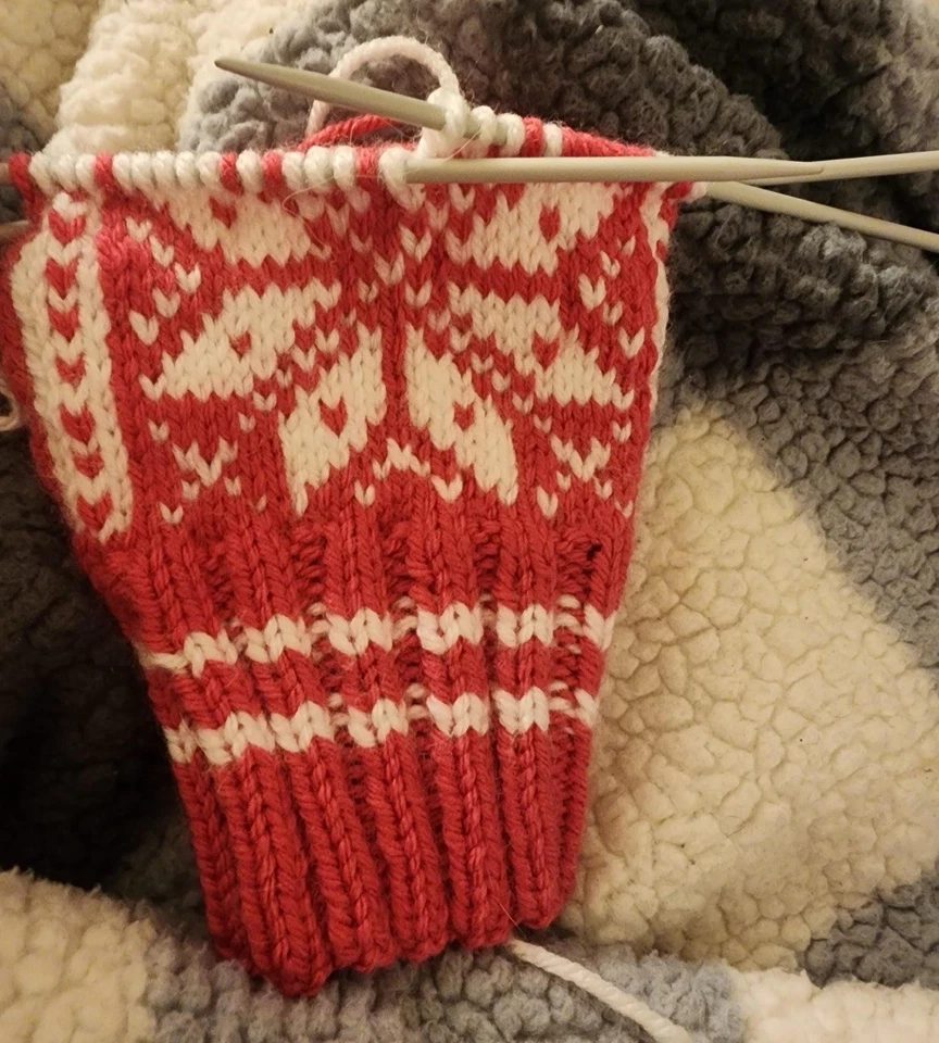 Norwegian Selbu Handknitted SnowflakeOrange100% Wool Mittens Gloves NEW OS - Image 4 of 4