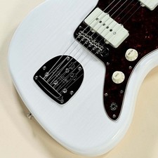 Fender Hybrid II Jazzmaster E-Gitarre Esche Korpus Made in Japan