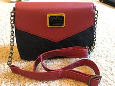 Loungefly Harry Potter Gryffindor Crossbody Bag