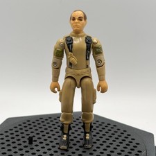 1983 GI Joe GRUNT v2 Action Figure Falcon Glider Pilot Tan Swivel Arm Hasbro
