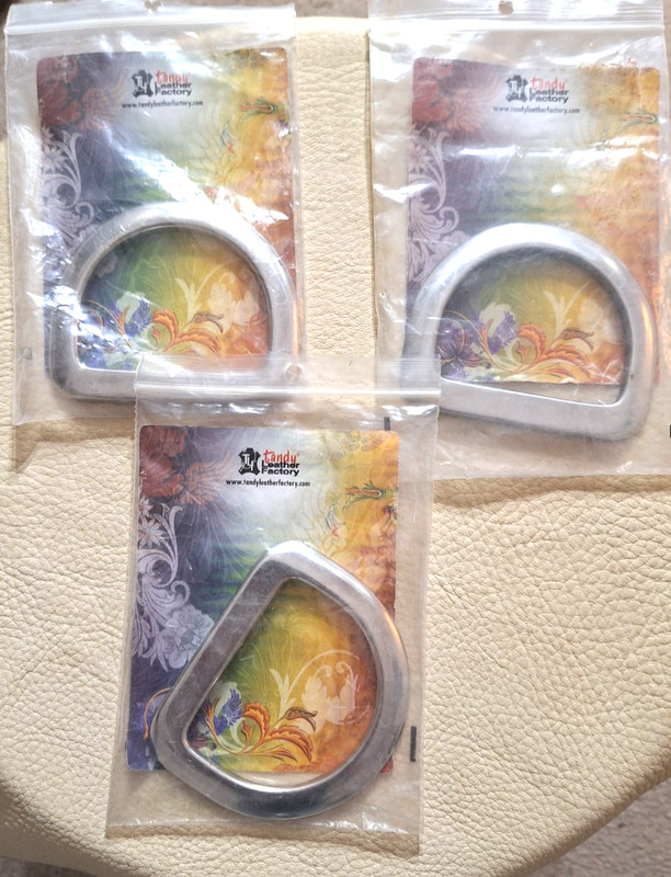 3 NEW IN PACKAGE TANDY BEVELED RIGGING DEES 2 1/2"