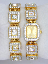 Ladies Crystal Encrusted Gold Tone Quartz Watch & Bracelet Jewellery Set Sparkly