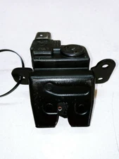 2021 HYUNDAI KONA REAR LIFTGATE TRUNK LOCK LATCH ACTUATOR OEM USED 81230-J900