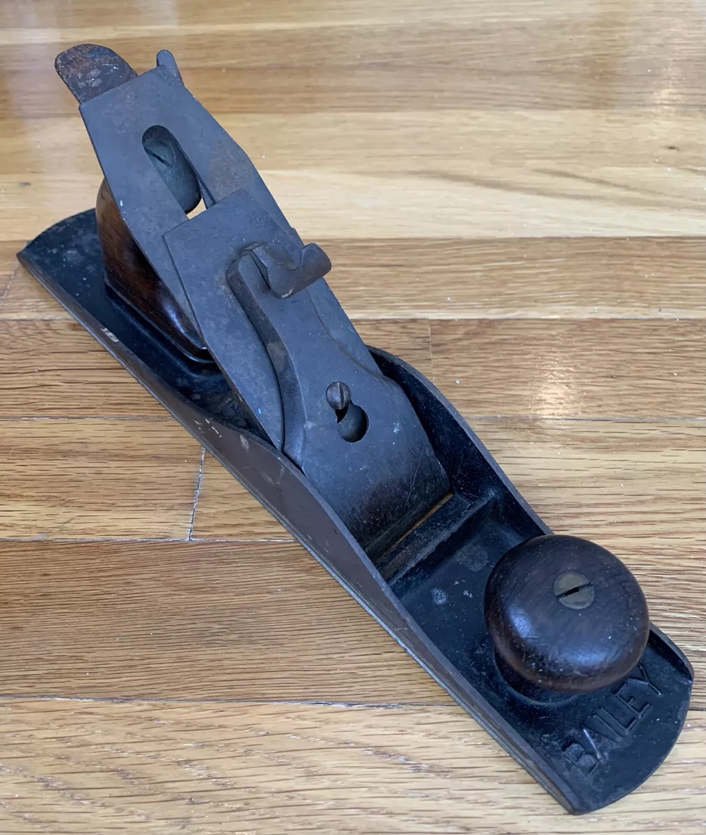 No 5 hand sales plane