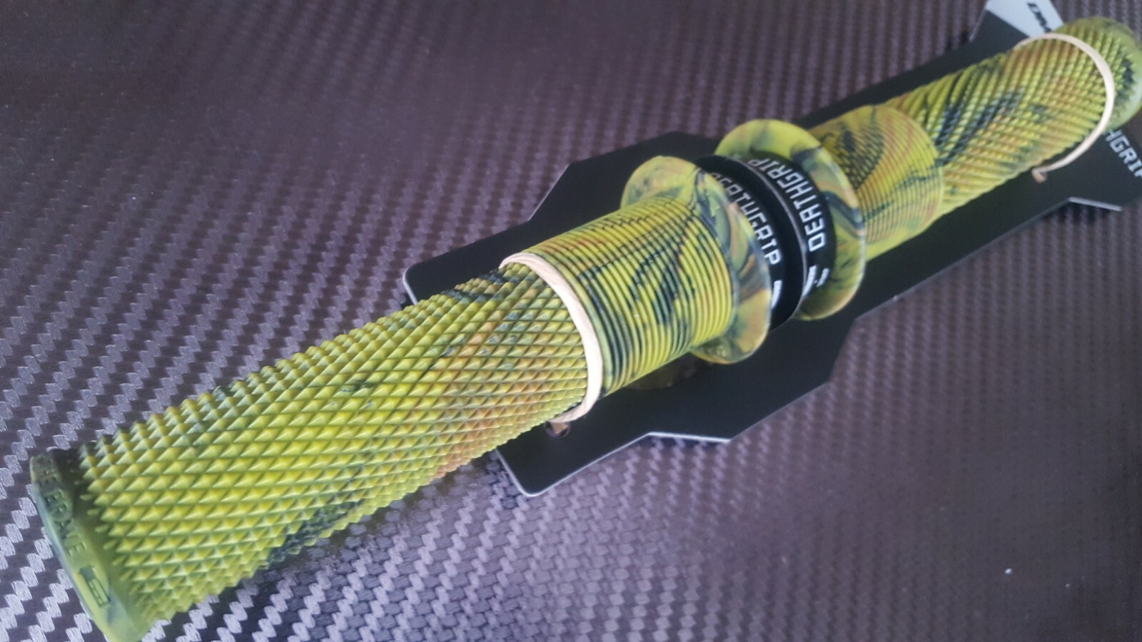 DMR BRENDOG DeathGrip FLANGED Grips MTB BMX Bike Death Grip THIN Green Camo