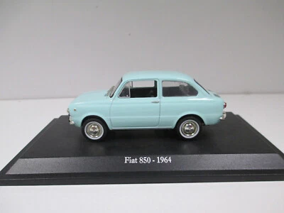 FIAT 850 Bleu Clair Light Blue Blau de 1964 par Story Hachette Presse au 1/43 - Photo 1/4