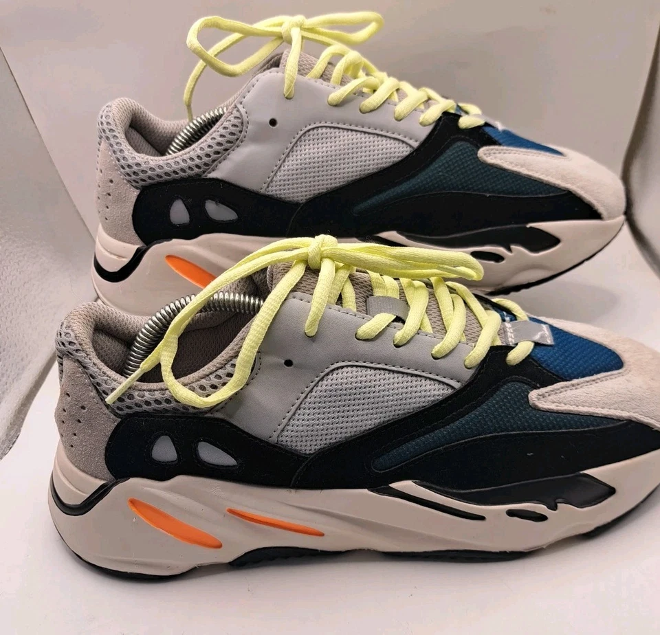 Adidas Yeezee Boost  700 Wave Runner. UK8.5- US 9.5-EU 43 Very Good Condition - Image 3 of 4